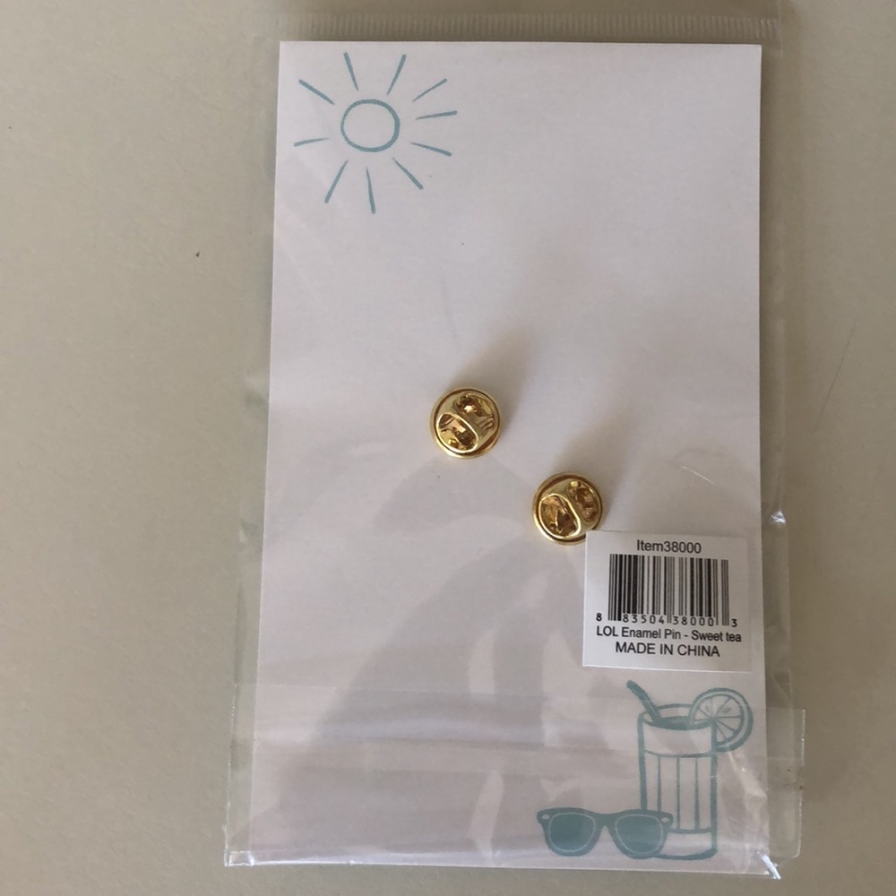 Enamel Pin by KathyLOL “Raised on Sweet Tea and Sunshine” NWOT - Picture 2 of 3